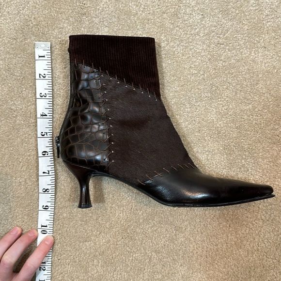 Stuart Weitzman Women Leather Heeled Booties Size 7.5 M - Picture 13 of 14